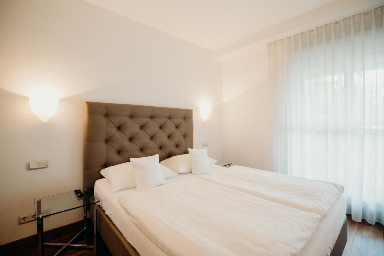 Hotel Crystal ซาร์บรึคเคน ภายนอก รูปภาพ