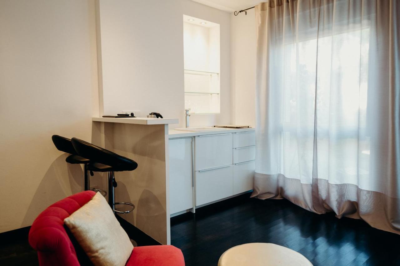 Hotel Crystal ซาร์บรึคเคน ภายนอก รูปภาพ